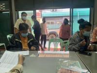 ลงพื้นที่มอบเบี้ยยังชีพให้ผู้สูงอายุและผู้พิการในเขตเทศบาลนครแม่สอดทั้งหมด 20 ชุมชน เพื่อพบปะ พูดคุย สอบถามปัญหา และประชาสัมพันธ์ข้อมูลข่าวสารต่างๆ 