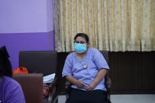 นายพีระ วงค์หมอ ผู้อำนวยการกองการศึกษา ลงเดือนผู้บริหารสถานศึกษาในสังกัดเทศบาลนครแม่สอด