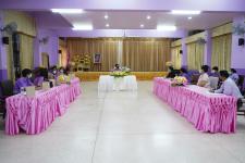 นายพีระ วงค์หมอ ผู้อำนวยการกองการศึกษา ลงเดือนผู้บริหารสถานศึกษาในสังกัดเทศบาลนครแม่สอด