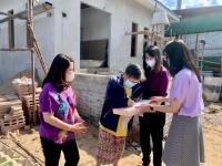 ลงพื้นที่เยี่ยมบ้านคนพิการ ชุมชนสันต้นปินและชุมชนร่วมใจ เพื่อมอบของที่ละลึกเนื่องในงานวันคนพิการสากลจังหวัดตาก ประจำปี2564