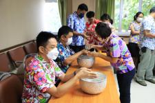 กองยุทธศาสตร์และงบประมาณ จัดกิจกรรมรดน้ำดำหัว เนื่องในประเพณีสงกรานต์ ประจำปี 2565