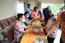 กองยุทธศาสตร์และงบประมาณ จัดกิจกรรมรดน้ำดำหัว เนื่องในประเพณีสงกรานต์ ประจำปี 2565