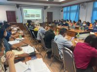 ประชุมศูนย์อำนวยการปฏิบัติการขจัดความยากจนและพัฒนาคนทุกช่วงวัยอย่างยั่งยืนตามหลักปรัชญาของเศรษฐกิจพอเพียงระดับอำเภอ ณ ห้องประชุมที่ว่าการอำเภอแม่สอด