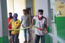 กองการศึกษาร่วมกับ ฝ่ายป้องกันและบรรเทาสาธาธารณภัย และโรงเรียนในสังกัดเทศบาลนครแม่สอด จัดกิจกรรม Big Cleaning Day