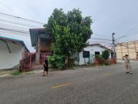 ลงพื้นที่สำรวจข้อมูลชุมชน เพื่อปรับปรุงข้อมูลชุมชนให้เป็นปัจจุบัน และนำไปพัฒนาชุมชนต่อไป