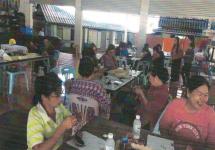 โครงการพัฒนาศักยภาพสตรีและพัฒนาอาชีพสตรี เทศบาลนครแม่สอด หลักสูตร ประดิษฐ์ของที่ระลึกที่ครอบกุญแจ 