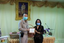 โครงการฝึกอาชีพให้ความรู้ชุมชนในเขตเทศบาลนครแม่สอดระยะยาว ประจำปีงบประมาณ 2564 หลักสูตรที่ 1 ดอกไม้ประดิษฐ์จากริบบิ้นผ้า