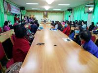 โครงการฝึกอาชีพให้ความรู้ชุมชนในเขตเทศบาลนครแม่สอดระยะยาว ประจำปีงบประมาณ 2564 หลักสูตรที่ 1 ดอกไม้ประดิษฐ์จากริบบิ้นผ้า