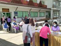 โครงการฝึกอาชีพให้ความรู้ชุมชนในเขตเทศบาลนครแม่สอดระยะยาว ประจำปีงบประมาณ 2564 หลักสูตรที่ 1 ดอกไม้ประดิษฐ์จากริบบิ้นผ้า