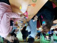 โครงการฝึกอาชีพให้ความรู้ชุมชนในเขตเทศบาลนครแม่สอดระยะยาว ประจำปีงบประมาณ 2564 หลักสูตรที่ 1 ดอกไม้ประดิษฐ์จากริบบิ้นผ้า