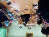 โครงการฝึกอาชีพให้ความรู้ชุมชนในเขตเทศบาลนครแม่สอดระยะยาว ประจำปีงบประมาณ 2564 หลักสูตรที่ 1 ดอกไม้ประดิษฐ์จากริบบิ้นผ้า