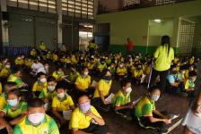 ผู้อำนวยการกองการศึกษา ลงพื้นที่ตรวจความเรียบร้อยการฉีดวัคซีนเข็มที่ 2 สำหรับนักเรียนอายุ 5-11 ปี โรงเรียนเทศบาลวัดมณีไพรสณฑ์