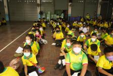 ผู้อำนวยการกองการศึกษา ลงพื้นที่ตรวจความเรียบร้อยการฉีดวัคซีนเข็มที่ 2 สำหรับนักเรียนอายุ 5-11 ปี โรงเรียนเทศบาลวัดมณีไพรสณฑ์