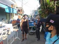 ดับเพลิงเเม่สอด ตั้งจุดคัดกรองโควิด-19 ตลาดสดบ้านเหนือ
