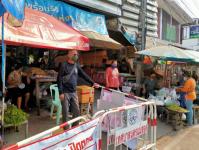 ดับเพลิงเเม่สอด ตั้งจุดคัดกรองโควิด-19 ตลาดสดบ้านเหนือ