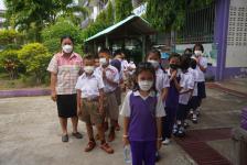 เทศบาลนครแม่สอดจัดบริการฉีดวัคซีนเข็มที่ 2 สำหรับนักเรียนอายุ 5-11 ปี ณ โรงเรียนเทศบาลวัดบุญญาวาส