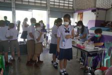 เทศบาลนครแม่สอดจัดบริการฉีดวัคซีนเข็มที่ 2 สำหรับนักเรียนอายุ 5-11 ปี ณ โรงเรียนเทศบาลวัดบุญญาวาส