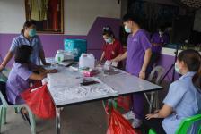 เทศบาลนครแม่สอดจัดบริการฉีดวัคซีนเข็มที่ 2 สำหรับนักเรียนอายุ 5-11 ปี ณ โรงเรียนเทศบาลวัดบุญญาวาส