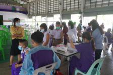 เทศบาลนครแม่สอดจัดบริการฉีดวัคซีนเข็มที่ 2 สำหรับนักเรียนอายุ 5-11 ปี ณ โรงเรียนเทศบาลวัดบุญญาวาส