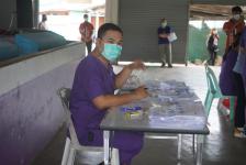 เทศบาลนครแม่สอดจัดบริการฉีดวัคซีนเข็มที่ 2 สำหรับนักเรียนอายุ 5-11 ปี ณ โรงเรียนเทศบาลวัดบุญญาวาส