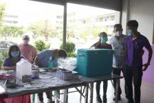 เทศบาลนครแม่สอดจัดบริการฉีดวัคซีนเข็มที่ 2 สำหรับนักเรียนอายุ 5-11 ปี ณ โรงเรียนเทศบาลวัดบุญญาวาส