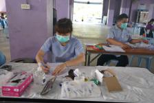 เทศบาลนครแม่สอดจัดบริการฉีดวัคซีนเข็มที่ 2 สำหรับนักเรียนอายุ 5-11 ปี ณ โรงเรียนเทศบาลวัดชุมพลคีรี