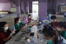 เทศบาลนครแม่สอดจัดบริการฉีดวัคซีนเข็มที่ 2 สำหรับนักเรียนอายุ 5-11 ปี ณ โรงเรียนเทศบาลวัดชุมพลคีรี