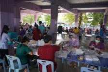 เทศบาลนครแม่สอดจัดบริการฉีดวัคซีนเข็มที่ 2 สำหรับนักเรียนอายุ 5-11 ปี ณ โรงเรียนเทศบาลวัดชุมพลคีรี