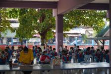 เทศบาลนครแม่สอดจัดบริการฉีดวัคซีนเข็มที่ 2 สำหรับนักเรียนอายุ 5-11 ปี ณ โรงเรียนเทศบาลวัดชุมพลคีรี