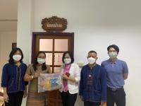 ส่งมอบประดิษฐ์ผีเสื้อประดิษฐ์จากผ้าไทย ในโครงการประดิษฐ์ผีเสื้อ"1 ครัวเรือน 1 ผีเสื้อ ร่วมใจเฉลิมพระเกียรติ" ณ ที่ว่าการอำเภอแม่สอด