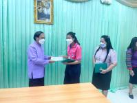 เทศบาลนครแม่สอด ร่วมแสดงความยินดีกับนักเรียน โรงเรียนเทศบาลวัดดอนแก้วได้รับรางวัลในการประกวดพูดเล่าเรื่อง “ท้องถิ่น ที่มา ภาษา และวัฒนธรรม” ด้วยภาษาไทยพื้นฐาน และภาษาไทยท้องถิ่น ระดับภาคกลาง ภาคตะวันออก และภาคตะวันตก จัดโดยสำนักงานราชบัณฑิตยสภา