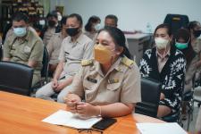 ประชุมพนักงาน พนักงานจ้าง กองการศึกษาเทศบาลนครแม่สอด