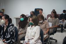 ประชุมพนักงาน พนักงานจ้าง กองการศึกษาเทศบาลนครแม่สอด