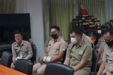 ประชุมพนักงาน พนักงานจ้าง กองการศึกษาเทศบาลนครแม่สอด