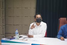 รองนายกเทศมนตรีนครแม่สอดนครแม่สอด จัดประชุมพนักงานเทศบาล พนักงานจ้าง กองการศึกษาเทศบาลนครแม่สอด