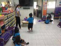 คลินิกชุมชนอบอุ่นเทศบาลนครแม่สอด ออกให้บริการตรวจสุขภาพเด็กนักเรียนศูนย์พัฒนาเด็กเล็กวัดอรัญญเขต