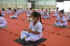 เทศบาลนครแม่สอด โดยโรงเรียนเทศบาลวัดชุมพลคีรีจัดโครงการกิจกรรมฝึกจิตสมาธิสำหรับเด็กปฐมวัย