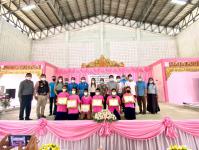 โรงเรียนเทศบาลวัดดอนแก้วจัดพิธีมอบเกียรติบัตรให้กับนักเรียนที่ผ่านการคัดเลือกเป็นตัวแทนของเทศบาลนครแม่สอด ในการแข่งขันคนเก่งในโรงเรียนท้องถิ่นและการแข่งทักษะวิชาการ ระดับภาคเหนือ