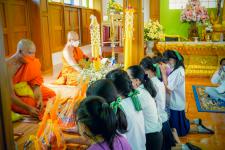 เทศบาลนครแม่สอดร่วมกับวัดแม่ซอดหน้าด่าน ร่วมสืบสานประเพณีแล้อุ๊ปั๊ดตะก่า ประจำปี 2565