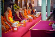 เทศบาลนครแม่สอดร่วมกับวัดแม่ซอดหน้าด่าน ร่วมสืบสานประเพณีแล้อุ๊ปั๊ดตะก่า ประจำปี 2565