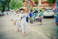 เทศบาลนครแม่สอดร่วมกับวัดแม่ซอดหน้าด่าน ร่วมสืบสานประเพณีแล้อุ๊ปั๊ดตะก่า ประจำปี 2565