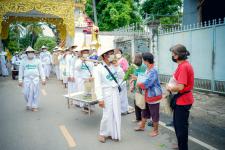 เทศบาลนครแม่สอดร่วมกับวัดแม่ซอดหน้าด่าน ร่วมสืบสานประเพณีแล้อุ๊ปั๊ดตะก่า ประจำปี 2565