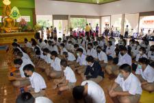 โรงเรียนในสังกัดเทศบาลนครแม่สอด จัดกิจกรรมแห่เทียนจำนำพรรษา ประจำปี 2565