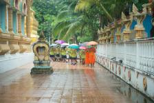 โรงเรียนในสังกัดเทศบาลนครแม่สอด จัดกิจกรรมแห่เทียนจำนำพรรษา ประจำปี 2565