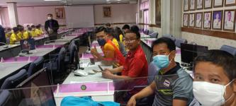 ตัวแทนนักเรียน และผู้ฝึกสอนกีฬา โรงเรียนกีฬาเทศบาลนครแม่สอดเข้าพบผู้ว่าราชการจังหวัดเพื่อรับโอวาทเป็นขวัญและกำลังใจ