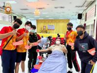 โรงเรียนกีฬาเทศบาลนครแม่สอดเข้าร่วม "โครงการอาสาทำดีบริจาคโลหิต” เนื่องในวันเฉลิมพระชนมพรรษา 70 พรรษา พระบาทสมเด็จพระปรเมนทรรามาธิบดีศรีสินทรมหาวชิราลงกรณ์พระวชิรเกล้าเจ้าอยู่หัว 28