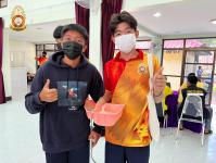 โรงเรียนกีฬาเทศบาลนครแม่สอดเข้าร่วม "โครงการอาสาทำดีบริจาคโลหิต” เนื่องในวันเฉลิมพระชนมพรรษา 70 พรรษา พระบาทสมเด็จพระปรเมนทรรามาธิบดีศรีสินทรมหาวชิราลงกรณ์พระวชิรเกล้าเจ้าอยู่หัว 28