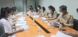 การประชุมคณะกรรมการนิเทศ ติดตามตรวจสอบและประเมินคุณภาพการศึกษาระดับการศึกษาขั้นพื้นฐานของสถานศึกษาในสังกัดเทศบาลนครแม่สอด ประจำปี 2565