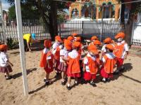 ศูนย์พัฒนาเด็กเล็กวัดดอนแก้ว พร้อมคณะครูผู้ดูแลเด็ก นำนักเรียน ร่วมจัดกิจกรรมหนูน้อยจิตอาสาบำเพ็ญสาธารณประโยชน์