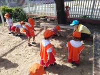 ศูนย์พัฒนาเด็กเล็กวัดดอนแก้ว พร้อมคณะครูผู้ดูแลเด็ก นำนักเรียน ร่วมจัดกิจกรรมหนูน้อยจิตอาสาบำเพ็ญสาธารณประโยชน์